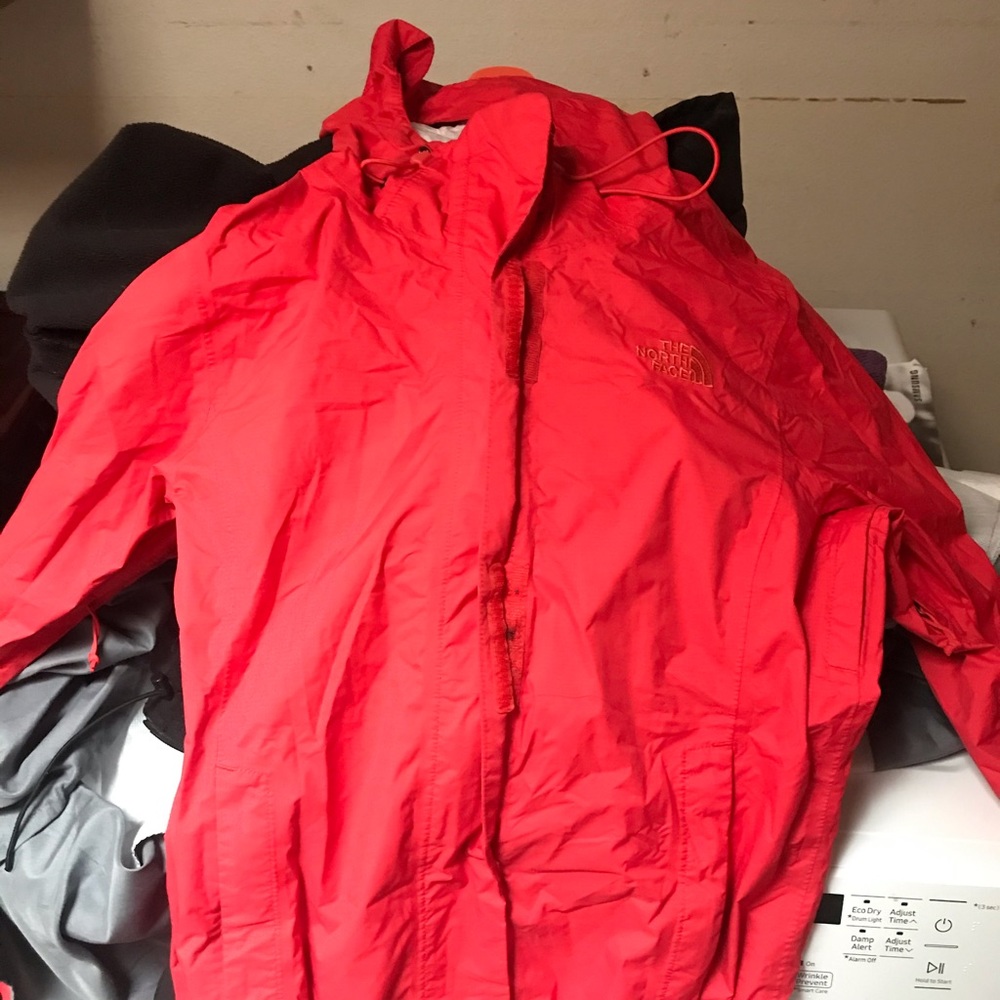 Too small - Picture 3 of 3